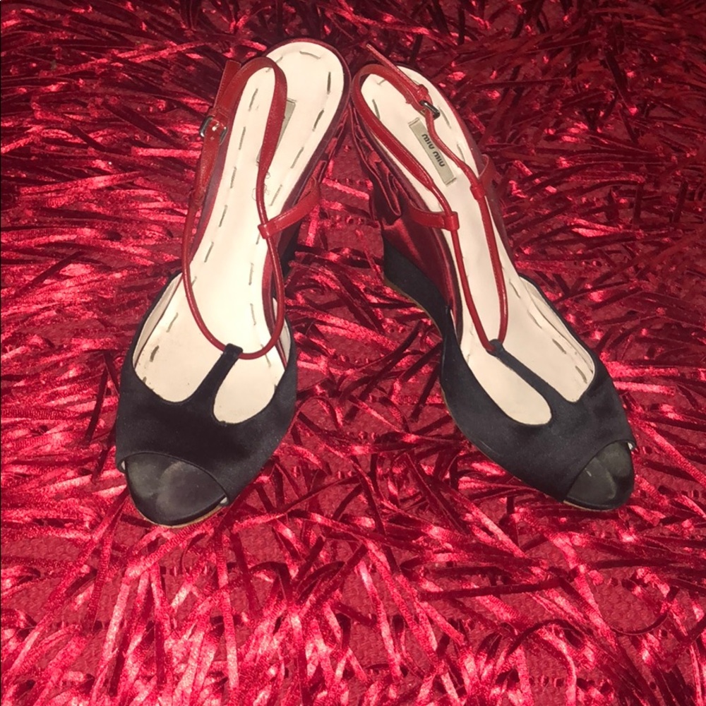 Miu Miu red and black satin shoe